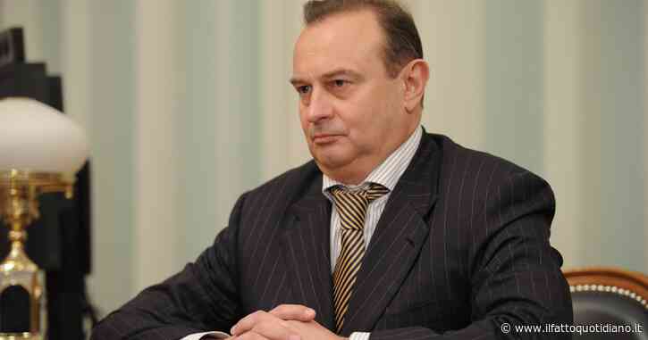 Il superyacht dell’oligarca rimane a secco in Norvegia, ma in porto non vogliono fargli rifornimento: “Fatevela a remi”