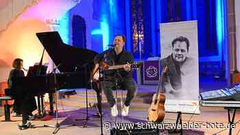 Konzert in Hornberg - Musiker stimmt nachdenkliche Klänge an - Schwarzwälder Bote