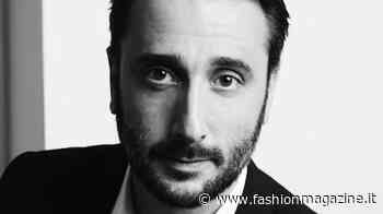 In forze da settembre: Capri Holdings nomina Emmanuel Gintzburger ceo di Versace - fashionmagazine.it