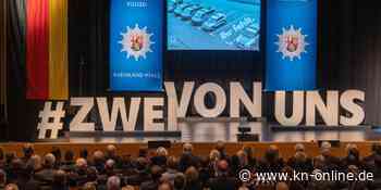 Staatsakt mit Luftballons: Abschied von erschossenen Polizisten