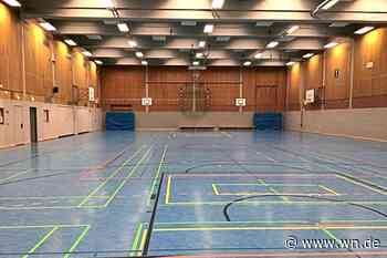 Flüchtlinge ziehen in die Halle Münsterland