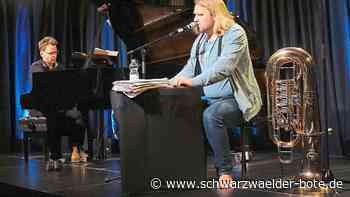 Auftritt in Balingen - Andreas Hofmeir begeistert mit Crossoverprogramm - Schwarzwälder Bote