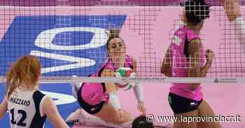 Volley, sconfitta e rimpianti: al PalaRadi Vbc ko con Chieri - La Provincia di Cremona e Crema