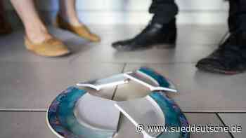 Folgen häuslicher Gewalt in Pandemie-Zeit lange sichtbar - Süddeutsche Zeitung - SZ.de