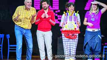 Modena, "8mani”, 15 anni in scena, "Il segreto? La passione e l'aiuto del pubblico" - La Gazzetta di Modena