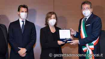Modena si unisce nel nome di Marco Biagi - La Gazzetta di Modena