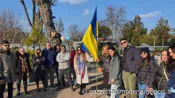 Modena, Ucraina, don Adam porta aiuti al confine e il vivaio organizza raccolte e concerti - La Gazzetta di Modena
