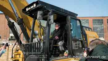 Woelki auf dem Bagger - Kardinal eröffnet Bau von Bildungscampus - Neues Ruhr-Wort