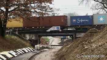 Deutsche Bahn und Verkehr: Bau der Eisenbahnbrücke in der Karl-Marx-Straße sorgt in Hohen Neuendorf für Ärger - Märkische Onlinezeitung