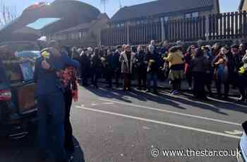 Hundreds line street with daffodils to say farewell to well known Sheffield community stalwart - The Star