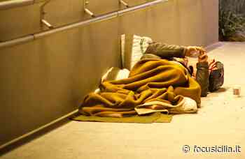 Catania, la rete Restiamo Umani sullo sgombero dei senza tetto in piazza della Repubblica - FocuSicilia