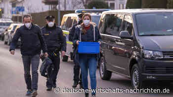 Große Polizei-Razzien in 13 Bundesländern wegen Hass im Netz