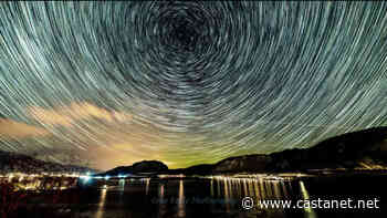 Osoyoos photographer captures star trails as they travel - Penticton News - Castanet.net