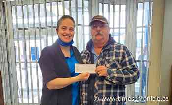 Osoyoos Elks donate $3000 for U13 hockey team to get to Trail - Times Chronicle