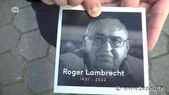 Supporters Lokeren vormen erehaag tijdens begrafenis Roger Lambrecht - TV Oost