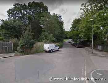 Planned road closures in Roydon, Loughton and Harlow for roadworks
