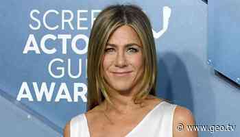 1.8 million people react as Jennifer Aniston shares Friends clip with Reese Witherspoon - Geo News