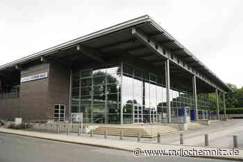 Notunterkunft in der Hartmannhalle geht in Betrieb - Radio Chemnitz
