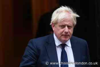 Boris Johnson leads tributes to Covid victims on national day of reflection
