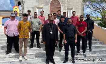Group from Saint John's spends spring break in service - CSB/SJU
