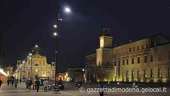 Bollette a Carpi, è allarme anche in Comune: «Illuminazione, rincari del 137%» - La Gazzetta di Modena