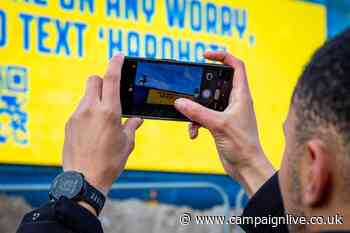 Toolstation launches live text poster for tradespeople’s mental health