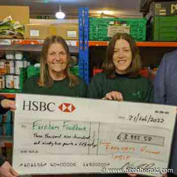 Late Christmas present for Farnham food bank | altonherald.com - Alton Herald