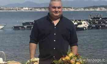 Marco Coviello si sente male e muore in autostrada: ha accostato con l’auto evitando un incidente - Fanpage.it