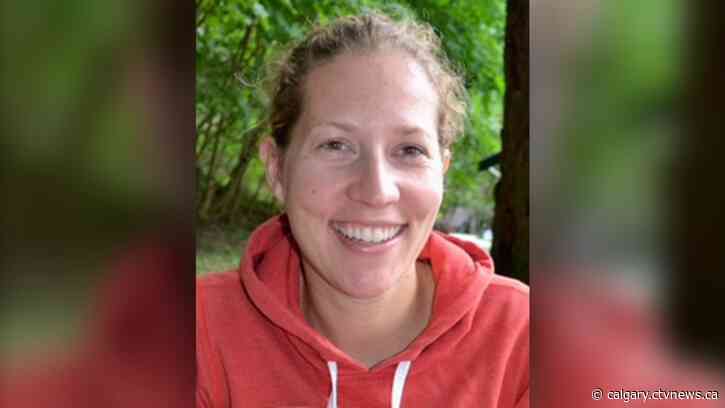 Daughter-in-law died: Calgary man warns of rockfall on Trans-Canada Highway in B.C.