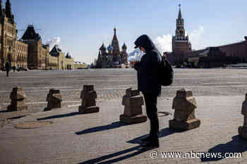 Russian bloggers and businesses scramble after Instagram ban