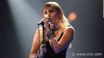 Miley Cyrus' plane forced to make emergency landing after being struck by lightning