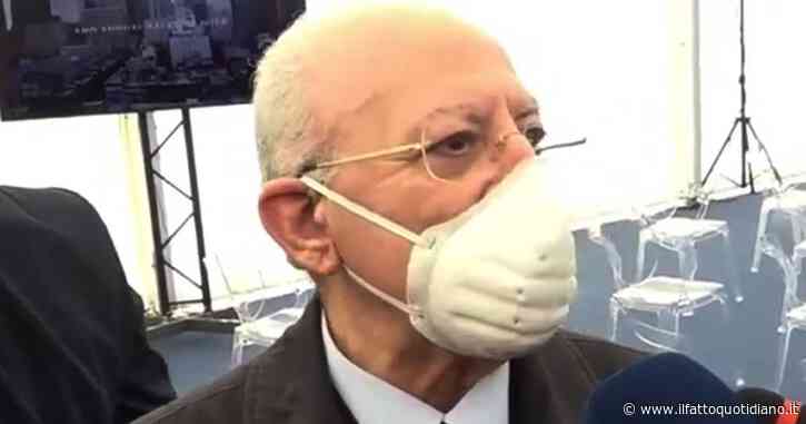 Covid, De Luca: “Quarta dose sia fatta a tutti e non solo ai fragili. Stop a mascherine e green pass? Decisione avventata del governo”