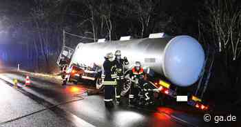 Lohmar: Lkw kommt mit 25.000 Liter Milch von Straße ab - General-Anzeiger Bonn
