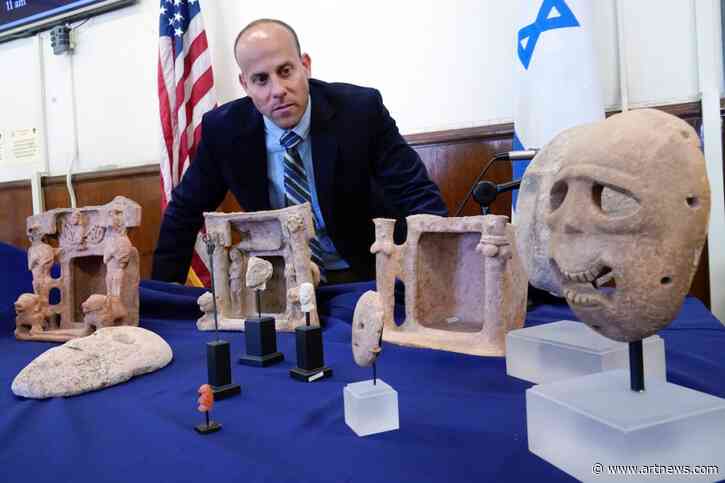 Disgraced Billionaire Michael Steinhardt Has Surrendered 39 Stolen Artifacts To Israel