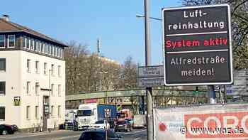 Staus nach neuer Ampelschaltung an der Alfredstraße in Essen - WAZ News