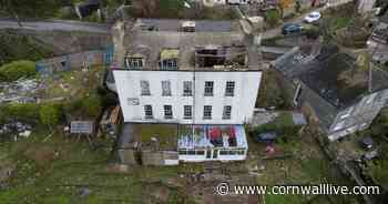 Emergency road closure as Mevagissey hotel roof 'in danger of collapse' - Cornwall Live