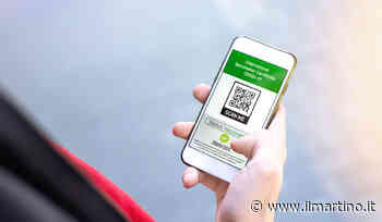 Fermo, ha il green pass, ma non vuole mostrarlo alla guardia giurata e la colpisce con una testata - Il Martino