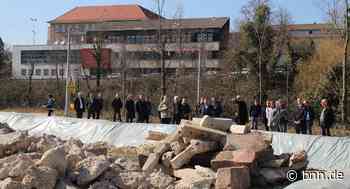 Politiker informieren sich über Fortschritt auf Pfleiderer-Areal in Gernsbach - BNN - Badische Neueste Nachrichten