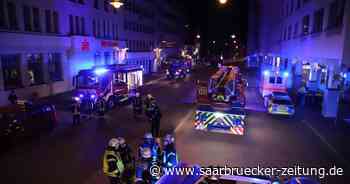 Brand in Shisha-Bar in Neunkirchen: Feuerwehr musss in der Nacht zum Einsatz - Saarbrücker Zeitung