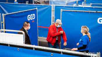 'Ik bleef die prikken trouwhartig halen, zodra ze in de handel waren' - Nieuwe Revu