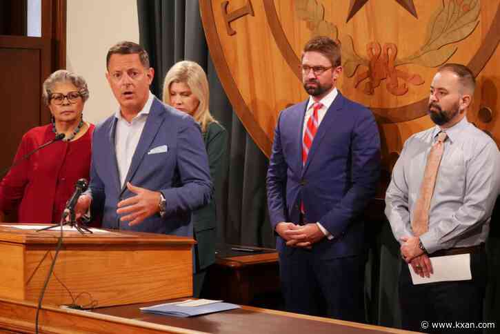 Bipartisan group of Texas lawmakers call for state to spare death row inmate's life