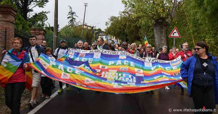 Marcia della pace Perugia-Assisi, il 24 aprile ci sarà un’edizione straordinaria contro la guerra Russia-Ucraina: “Basta violenza”