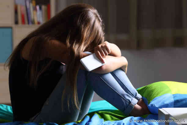 Has tiktok had a negative impact on self-esteem?-Freya James, Heathside School