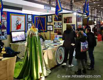 GRANDE SUCCESSO DELLA GIOSTRA CAVALLERESCA DI SULMONA NELLA FIERA “ARTI & BAGAGLI” DI PIACENZA - ReteAbruzzo.com