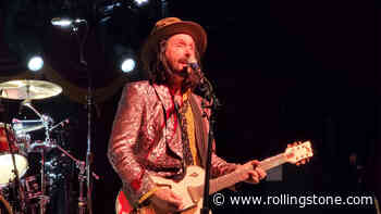 Watch Mike Campbell Play Tom Petty Classics On First-Ever Solo Tour