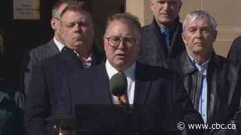 UCP riding associations give ultimatum to party board on Kenney leadership vote