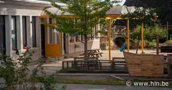 Leerlingen organiseren rommelmarkt voor Oekraïne | Oosterzele | hln.be - Het Laatste Nieuws