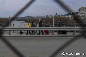 Ucraina: Bardi firma ordinanza per centro accoglienza a Tito - Agenzia ANSA