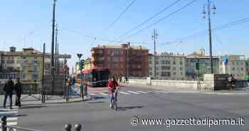 Rimossi i cartelli «Parma di là dall’acqua» e «Parma di qua dall’acqua» - Foto - Gazzetta di Parma