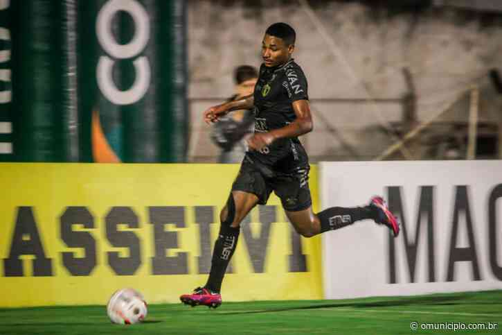 Brusque tem dois jogadores na seleção dos primeiros jogos da semifinal do Catarinense - O Município